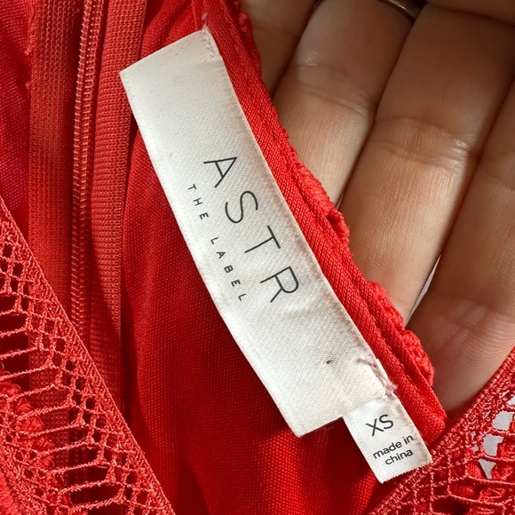 ASTR Red Orange Ladder Detail Crochet Lace Lined Sleeveless Mini Dress Womens XS - Picture 10 of 16